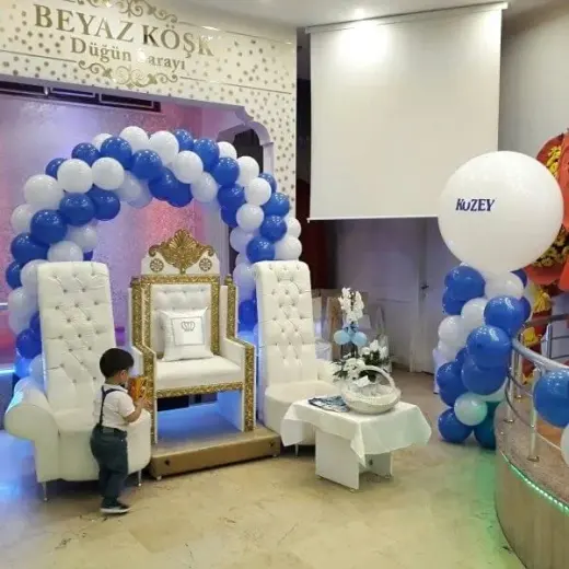 Sünnet Organizasyonu Taht ve Balon Süsleme