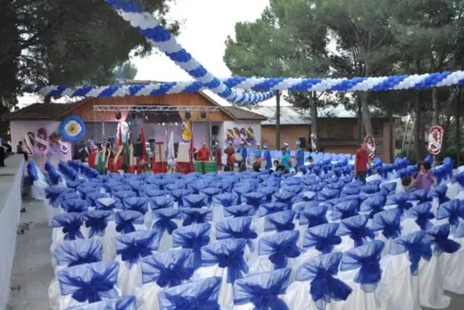 Masa Sandalye ve Balon Süsleme